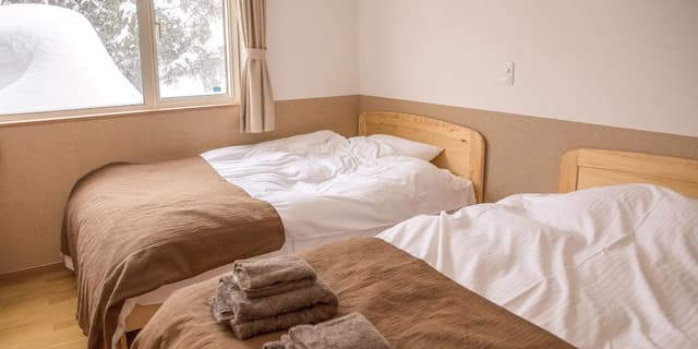 Cottage B for 8 People, Non Smoking (Free Wi-Fi)