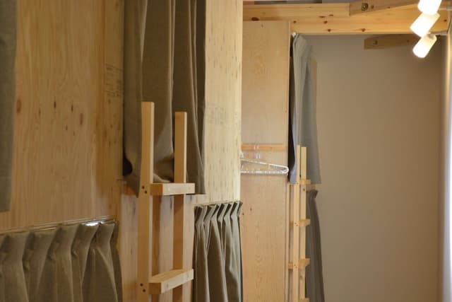Mixed Dormitory Room (Shared Bathroom)