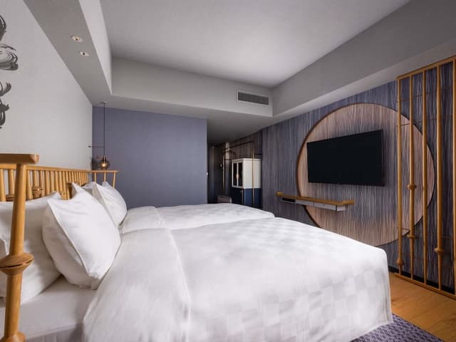 Privilege, Room, 2 Twin Beds, Bathtub