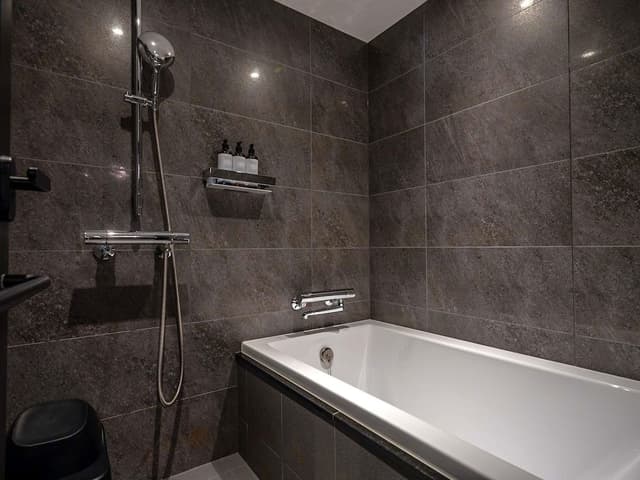 Superior Room, 2 Twin Beds, Bathtub