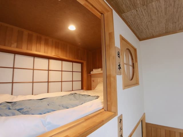 Traditional Room (For group)