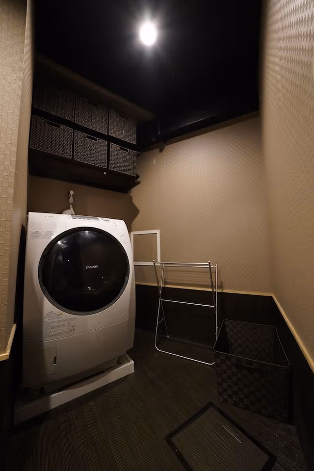 Room for 5 Guests, 2nd Floor, Non Smoking (No pets allowed)