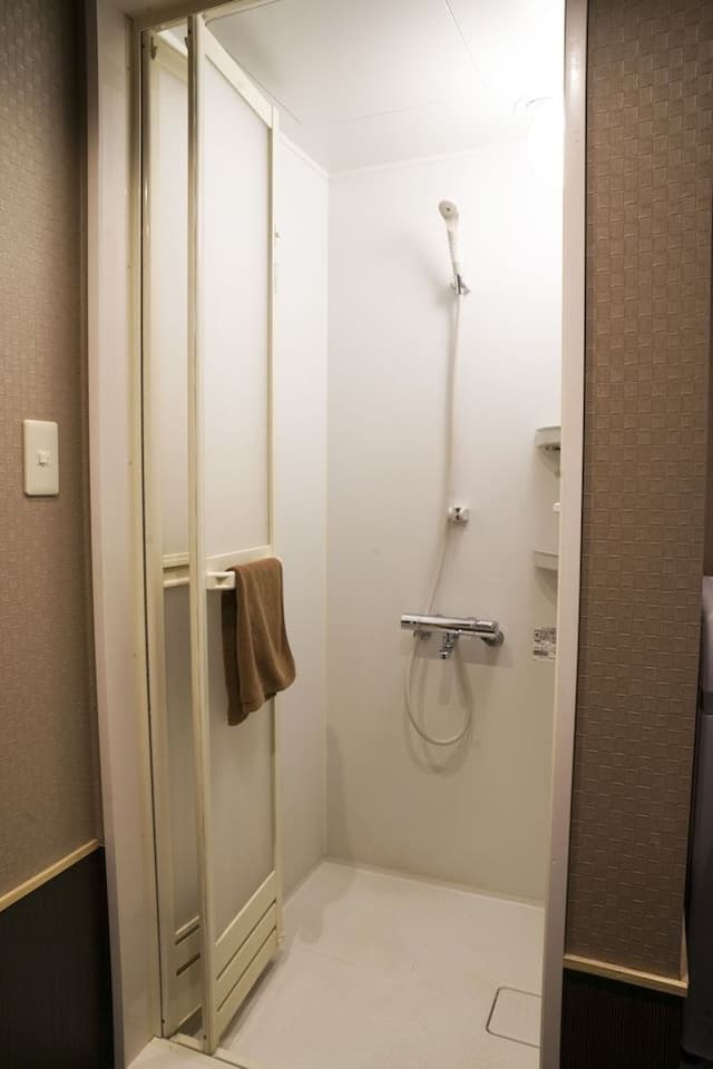 Room for 5 Guests, 2nd Floor, Non Smoking (No pets allowed)