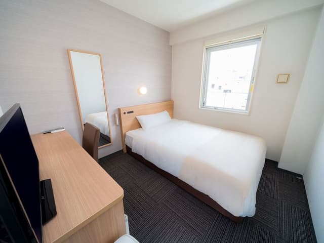 Standard Double Room, Smoking