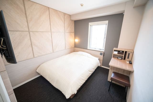 Semi-double Room, Non Smoking