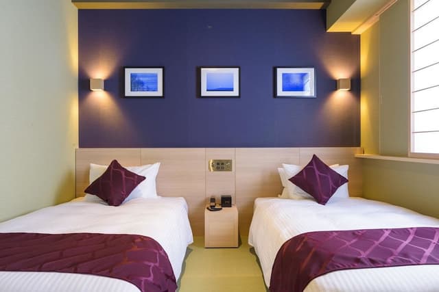 Deluxe Room, 2 Twin Beds, Non Smoking, Bathtub