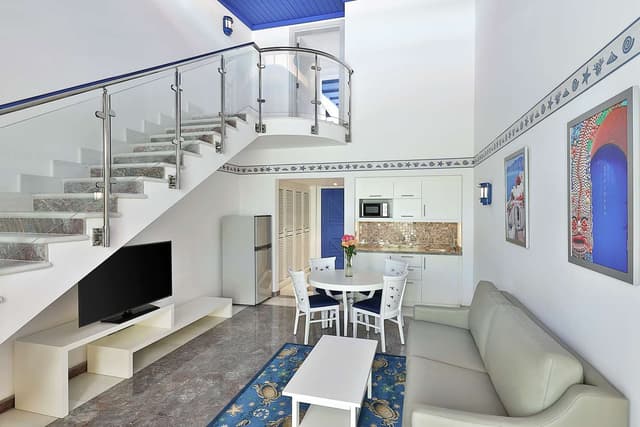 KING DUPLEX AQUA SUITE WITH SEA VIEW