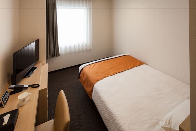 Standard Semi Double Room