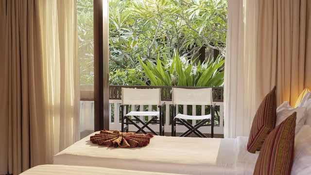 Signature Room