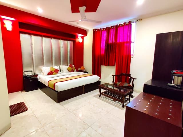 Deluxe Double or Twin Room