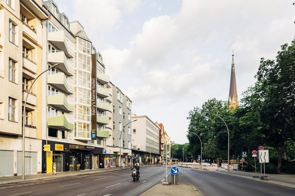 Golden Tulip Park Consul Berlin3