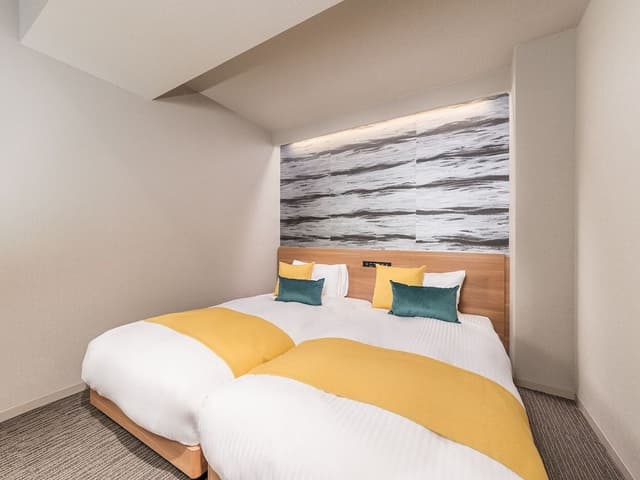 Two-Bedroom Family Apartment, Non-Smoking