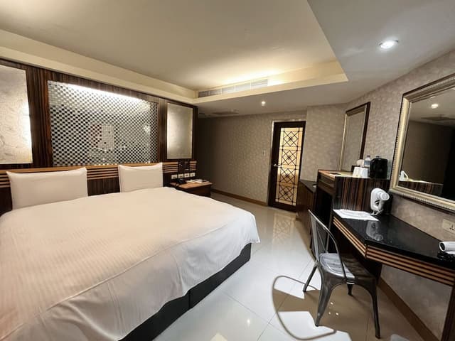 Classic Double or Twin Room