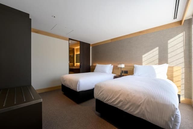 2 Bedroom Deluxe Apartment