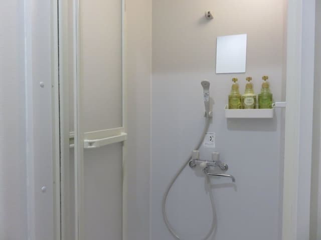 Shared Dormitory, Women only, Shared Bathroom