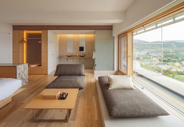 Double Room, 1 King Bed, Lake View