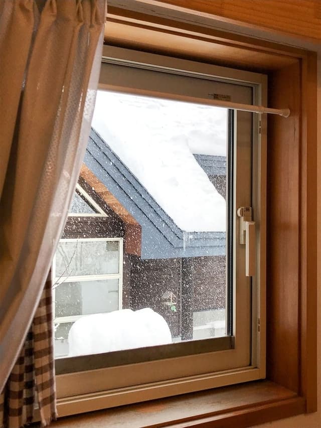 Chalet, Balcony, Mountainside