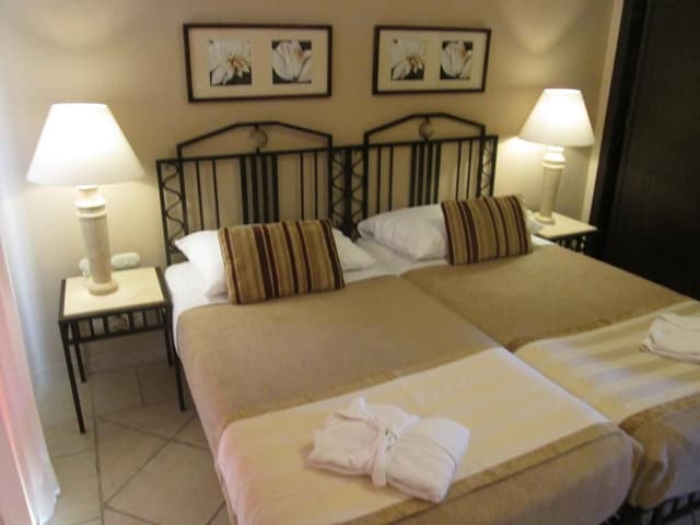 Apartment, Queen Bed
