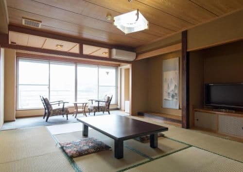 Japanese Style Room - Smoking