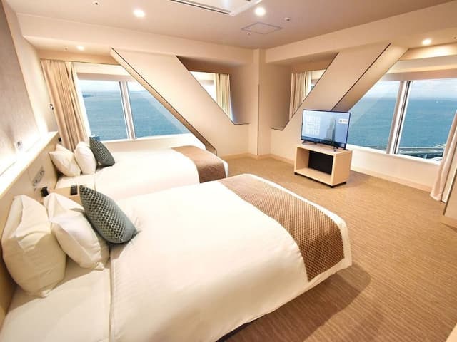 Deluxe corner twin Bay View triple room, Non-smoking