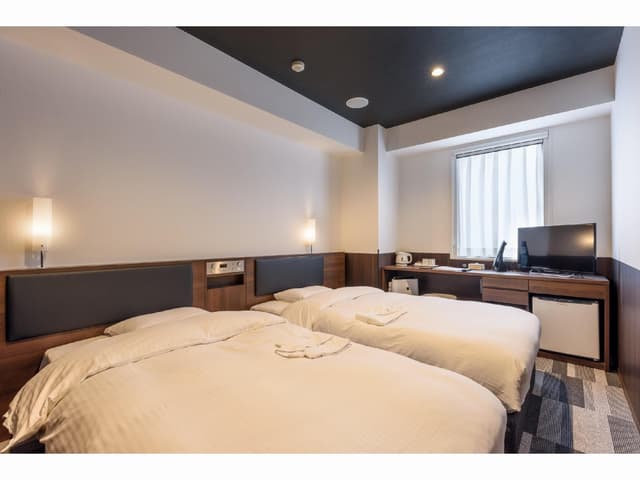 Twin Room - Non-Smoking