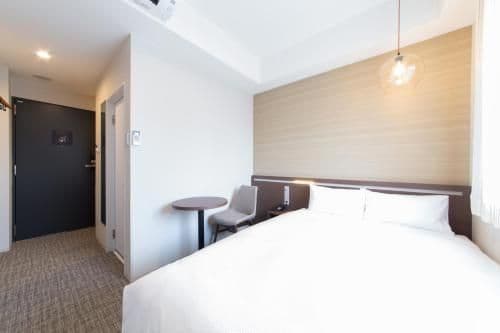 Single Room - Non-Smoking