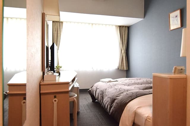 Single Room for 2, Non Smoking