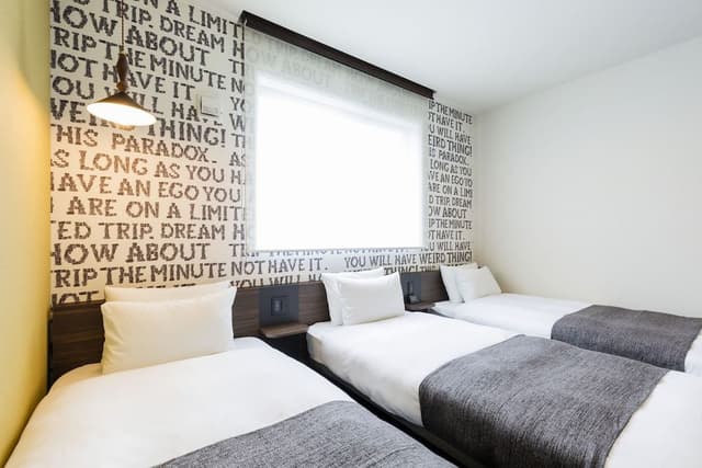 Triple Room