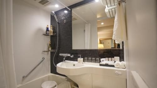 เลอ ตูร์ โฮเต็ล อากิฮาบาระ เอกิมาเอะ (Le Tour Hotel Akihabara Ekimae)3