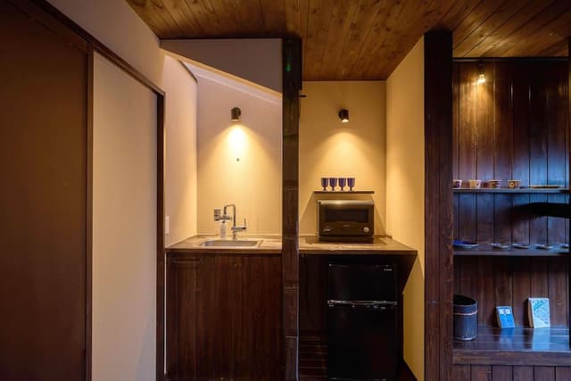 Private Japanese Machiya Suite with Open-Air Bath & Zen Garden - AI