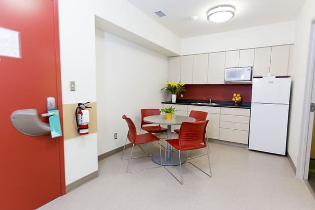 One Bedroom Dormitory Apartment, Yamnuska Hall