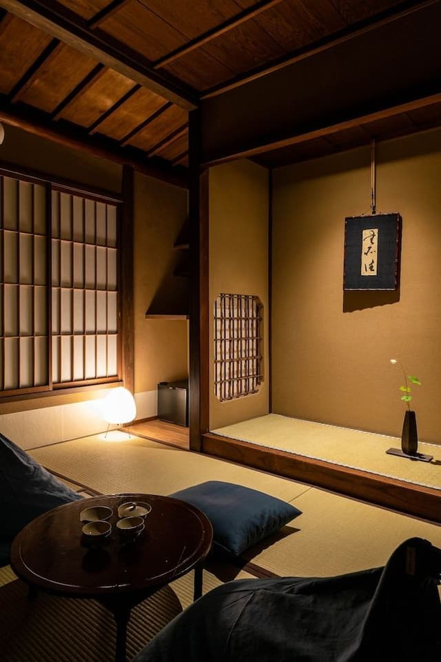 Traditional Quadruple Room, Non Smoking, Private Bathroom