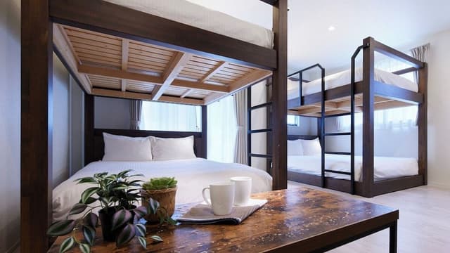Deluxe Family Room