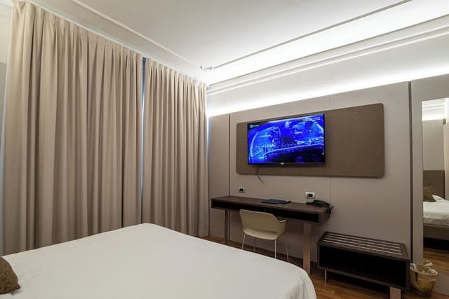 Triple Room, City View