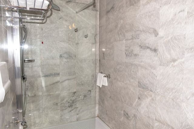 Triple Room, City View