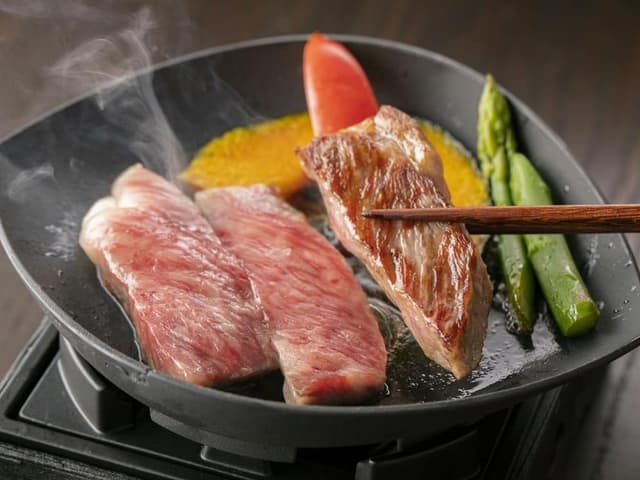 Superior Twin Non Smoking, Hida beef steak & half buffet start from 17:30