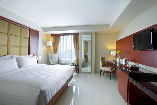 Deluxe Suite, 1 King Bed