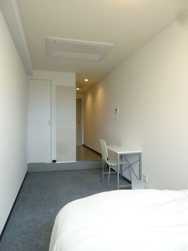 Apartment (D)