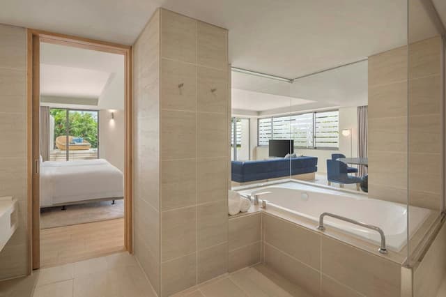 Executive Suite, 2 Double Beds, Corner