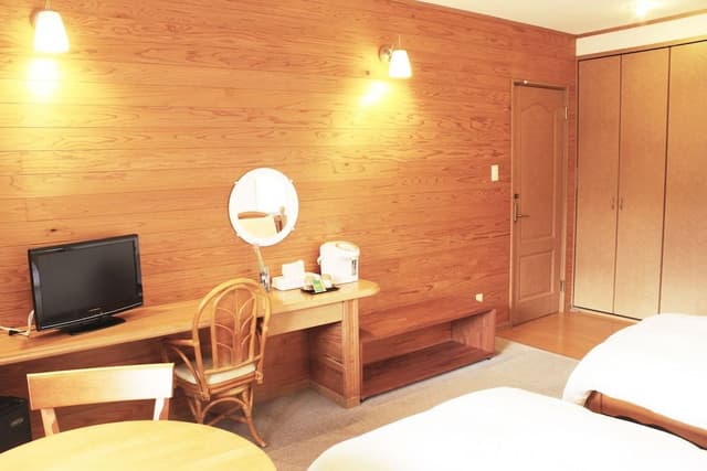 Western Style Twin Room, Non Smoking (Free Wi-Fi, Bathroom)