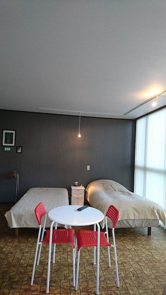 Twin Room, Non Smoking (for 1-3 people / Soprano)