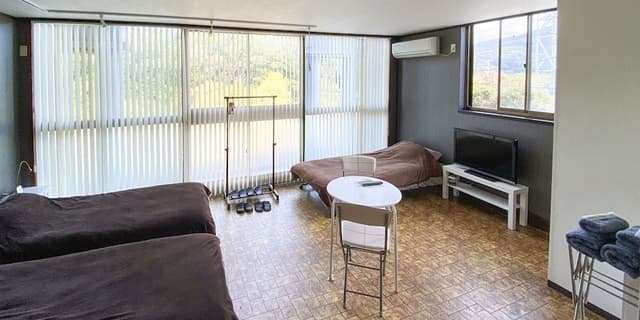 Triple Room, Non Smoking (for 1-4 people / Tenor)