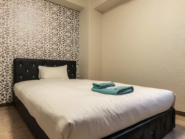 Semi-Double Room