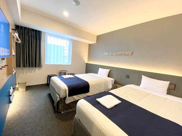 Deluxe Twin Room, Non Smoking (with Extra Bed)
