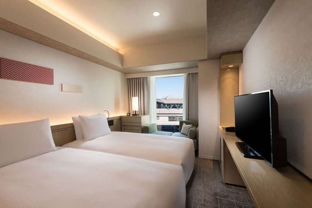 2 TWIN DELUXE ROOM