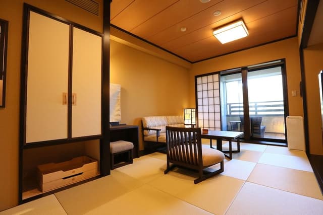 Japanese Western Style Twin Room, Garden View, Private Open-Air Bath