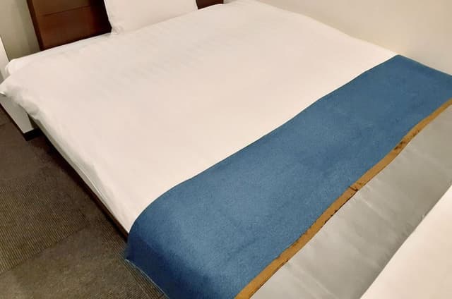 Basic Semi Double Room, Smoking