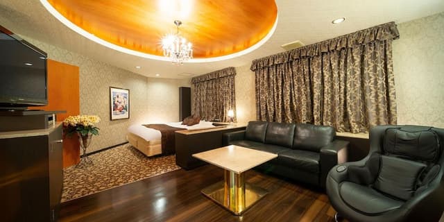 Royal Room, Smoking