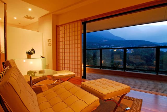 Premier Suite