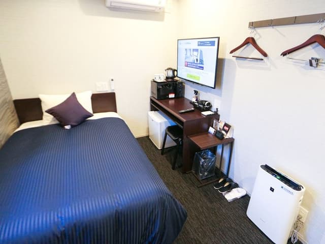 Single Room, Non Smoking (Dog Friendly)